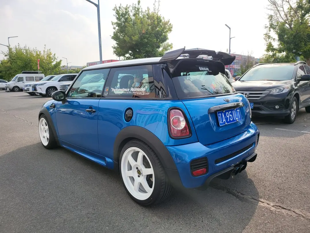 MINI MINI