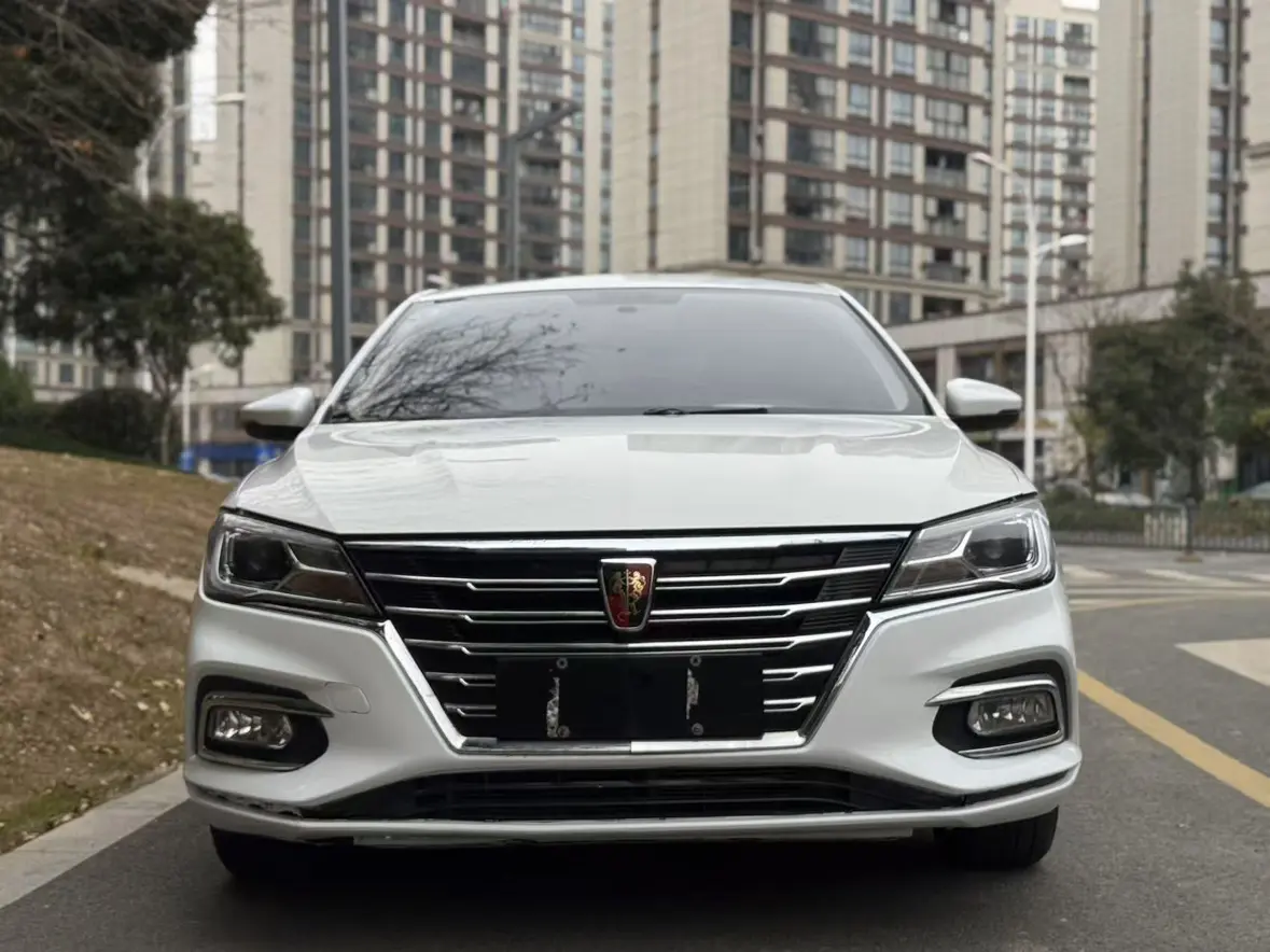 Roewe i5  из Китая