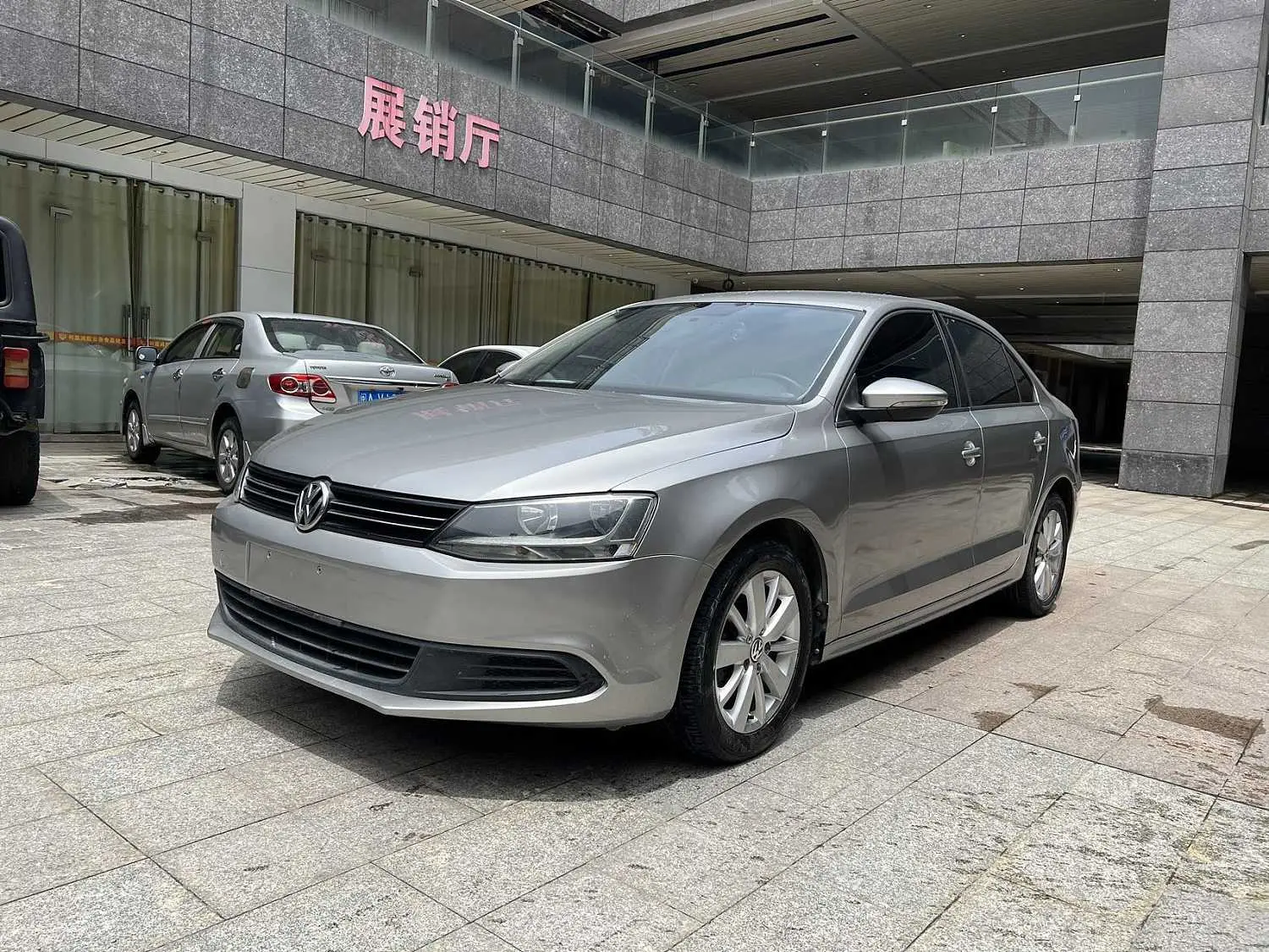 Volkswagen Sagitar  из Китая