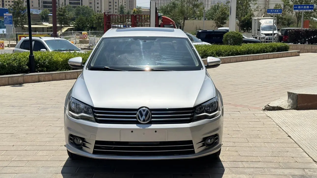 Volkswagen Bora  из Китая