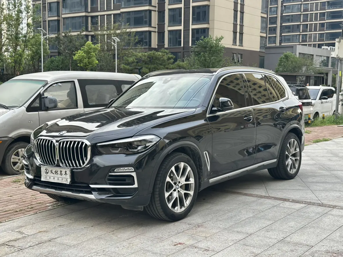 BMW X5 (imported)