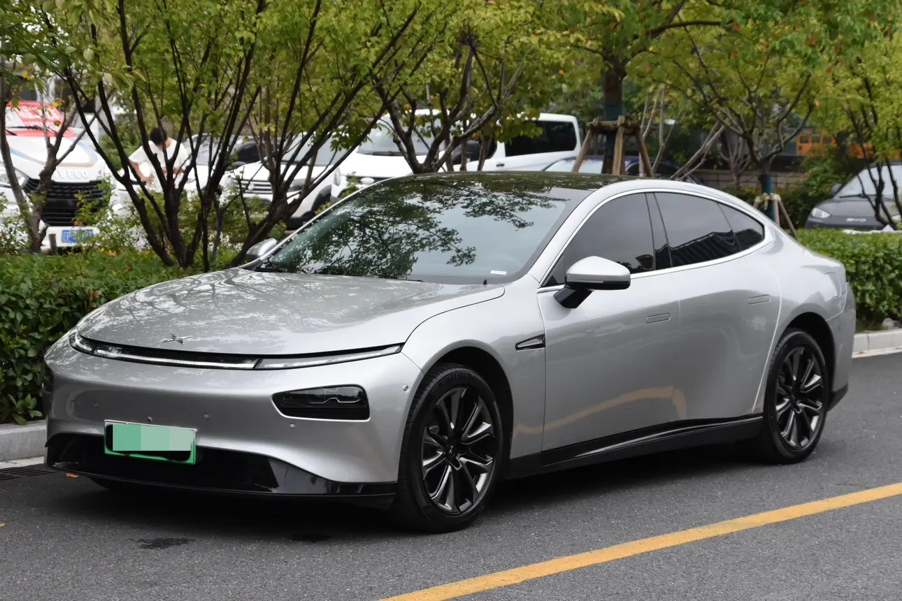 Xpeng P7
