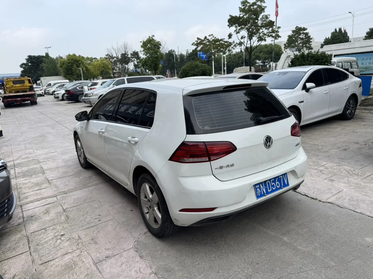 Volkswagen Golf