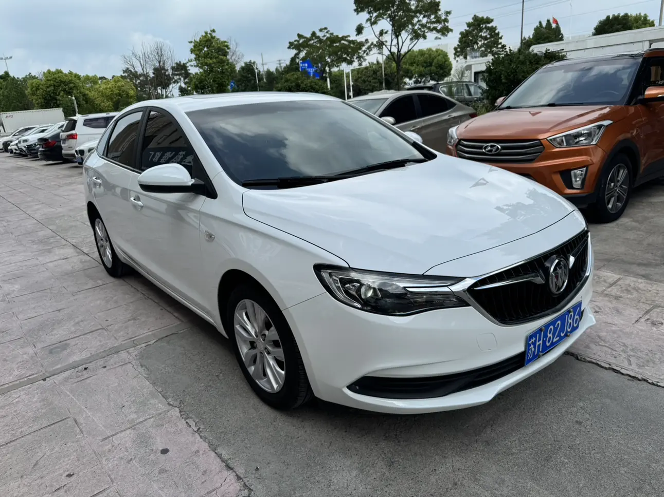 Buick Yinglang