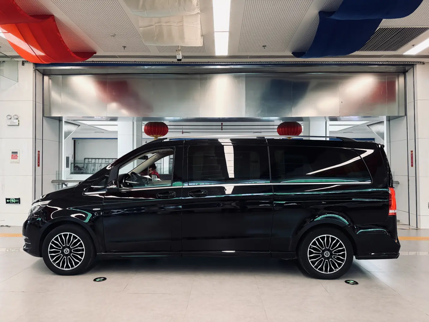 Mercedes-Benz Mercedes Benz V Class