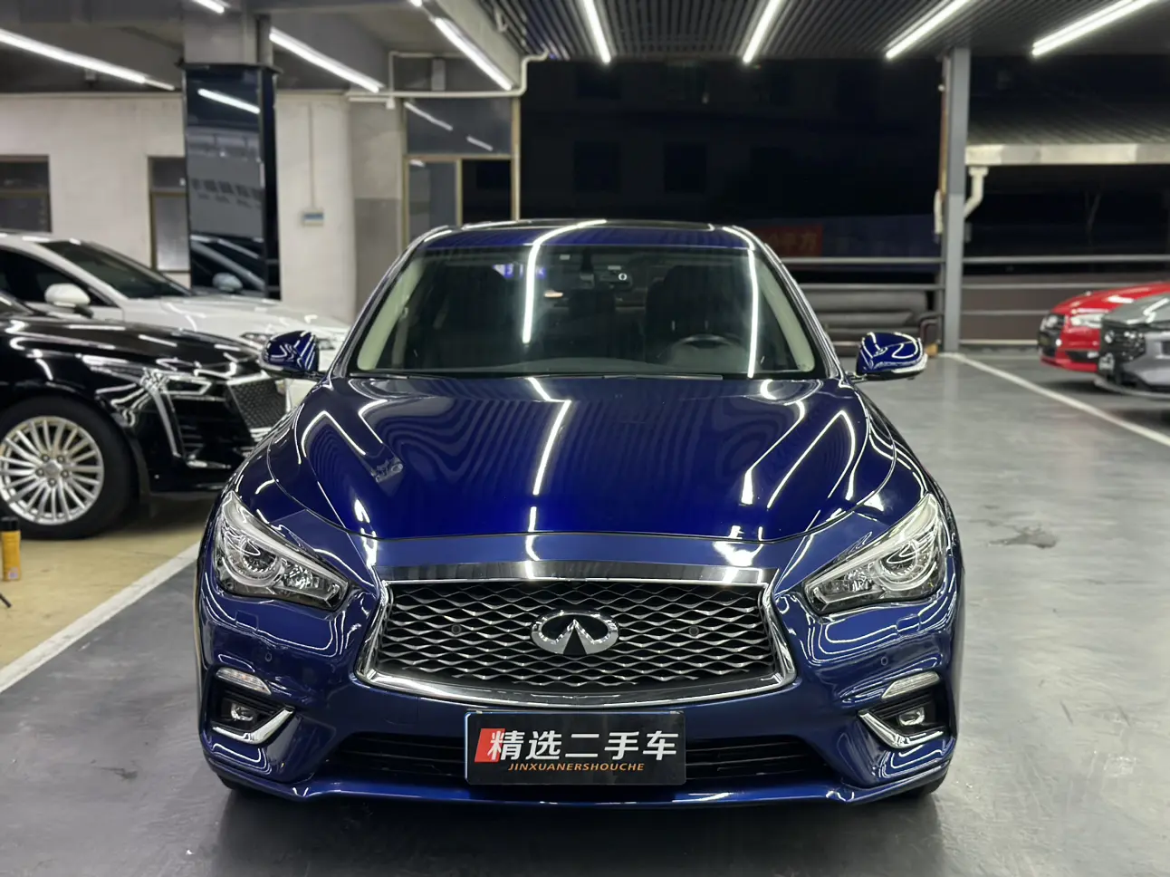 Infiniti Q50L