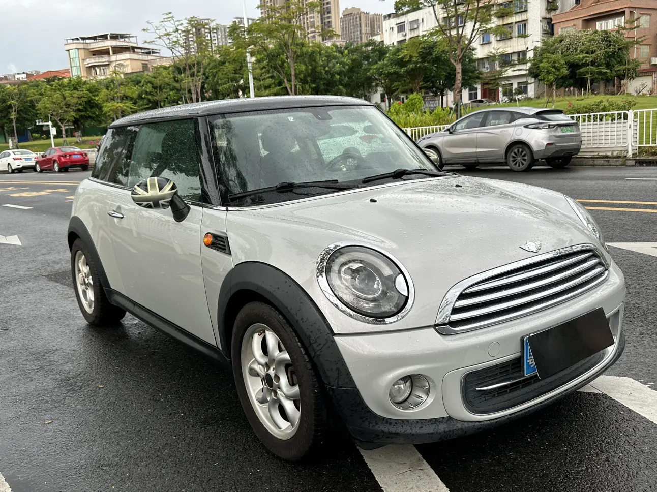 MINI MINI