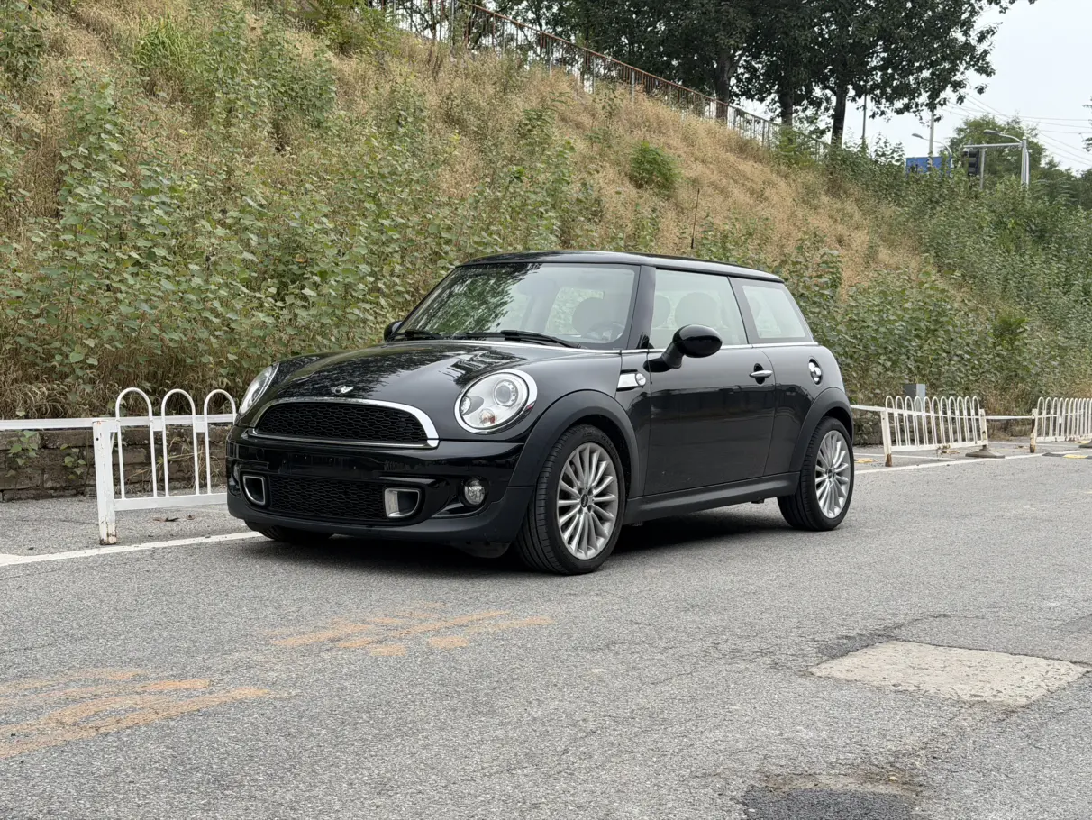 MINI MINI