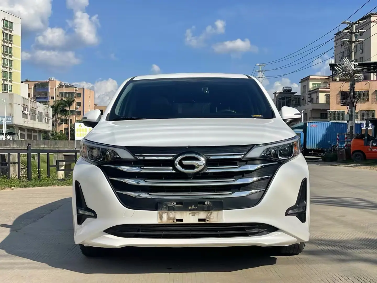 GAC Trumpchi M6  из Китая