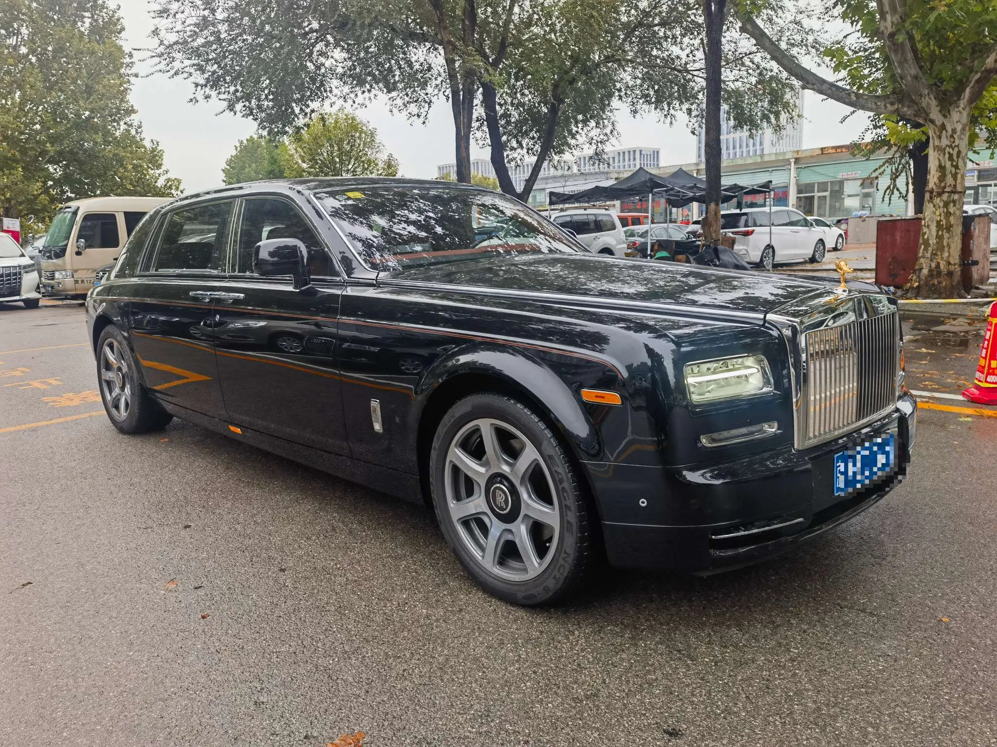 Rolls Royce Phantom