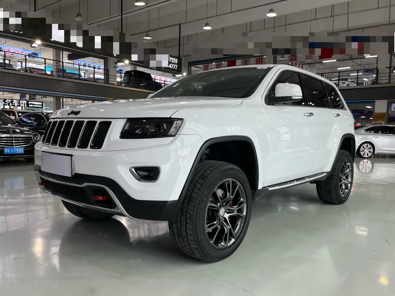 Jeep Grand Cherokee  из Китая