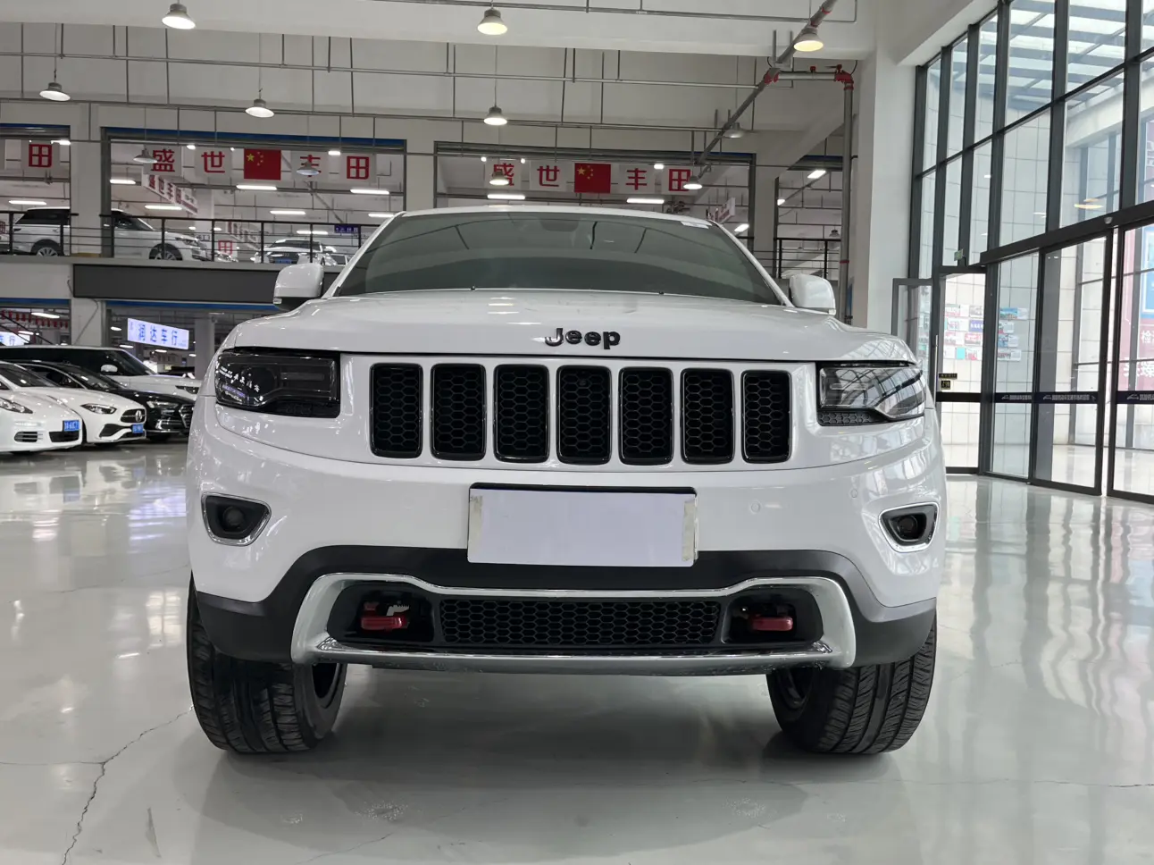 Jeep Grand Cherokee  из Китая