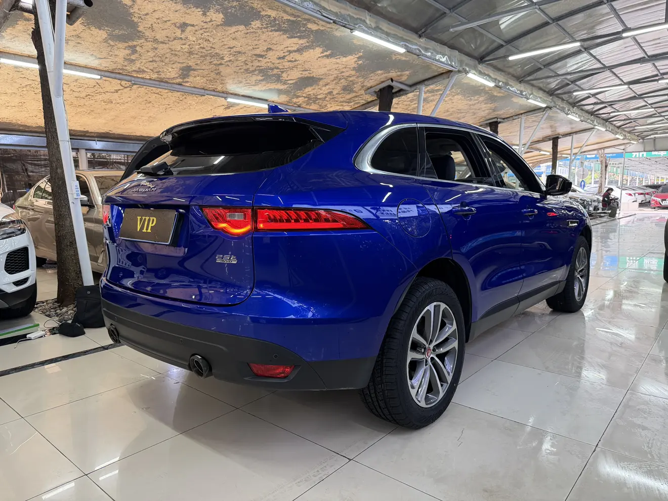 Jaguar F-PACE