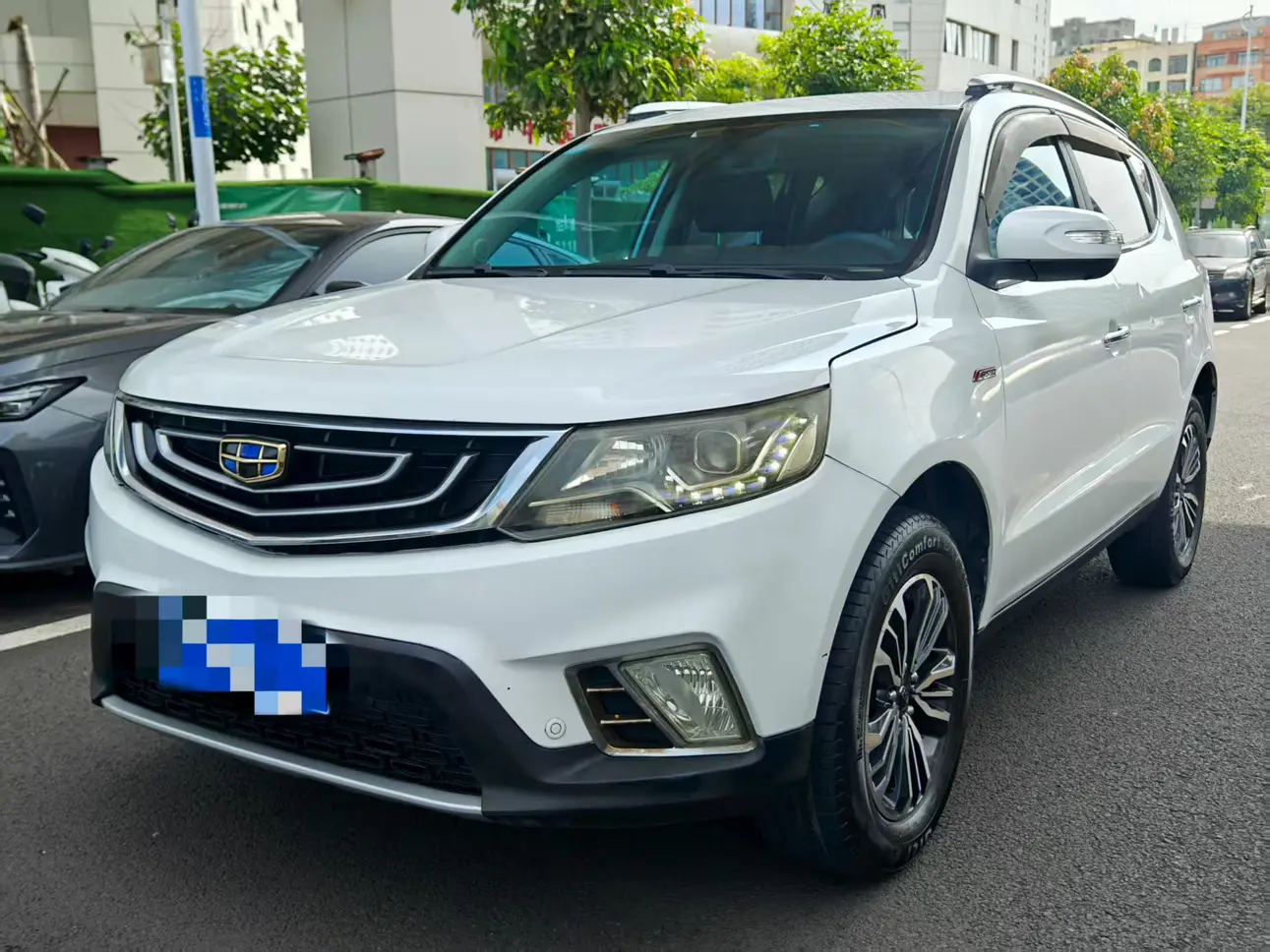 Geely Vision X6