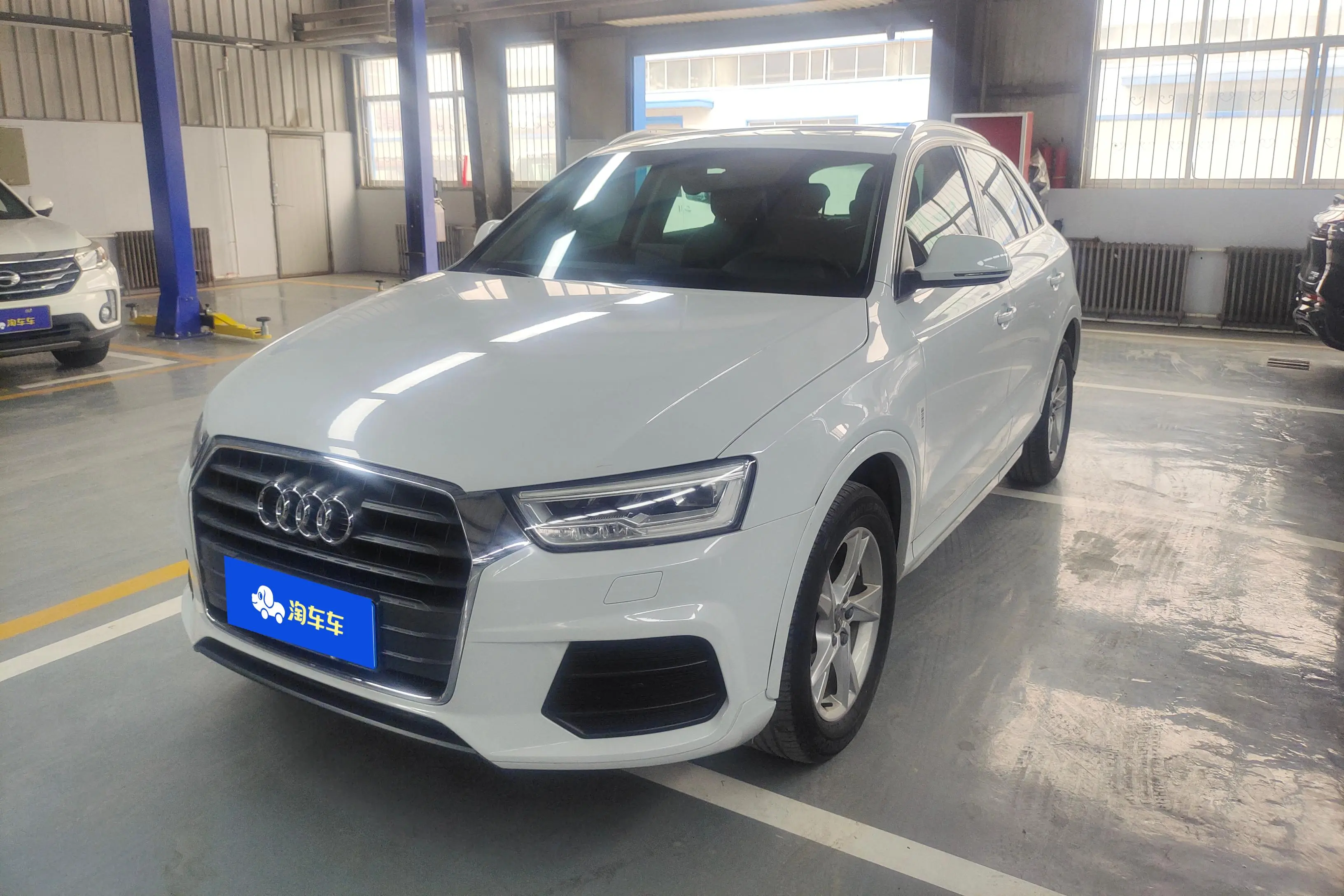 Audi Q3  из Китая