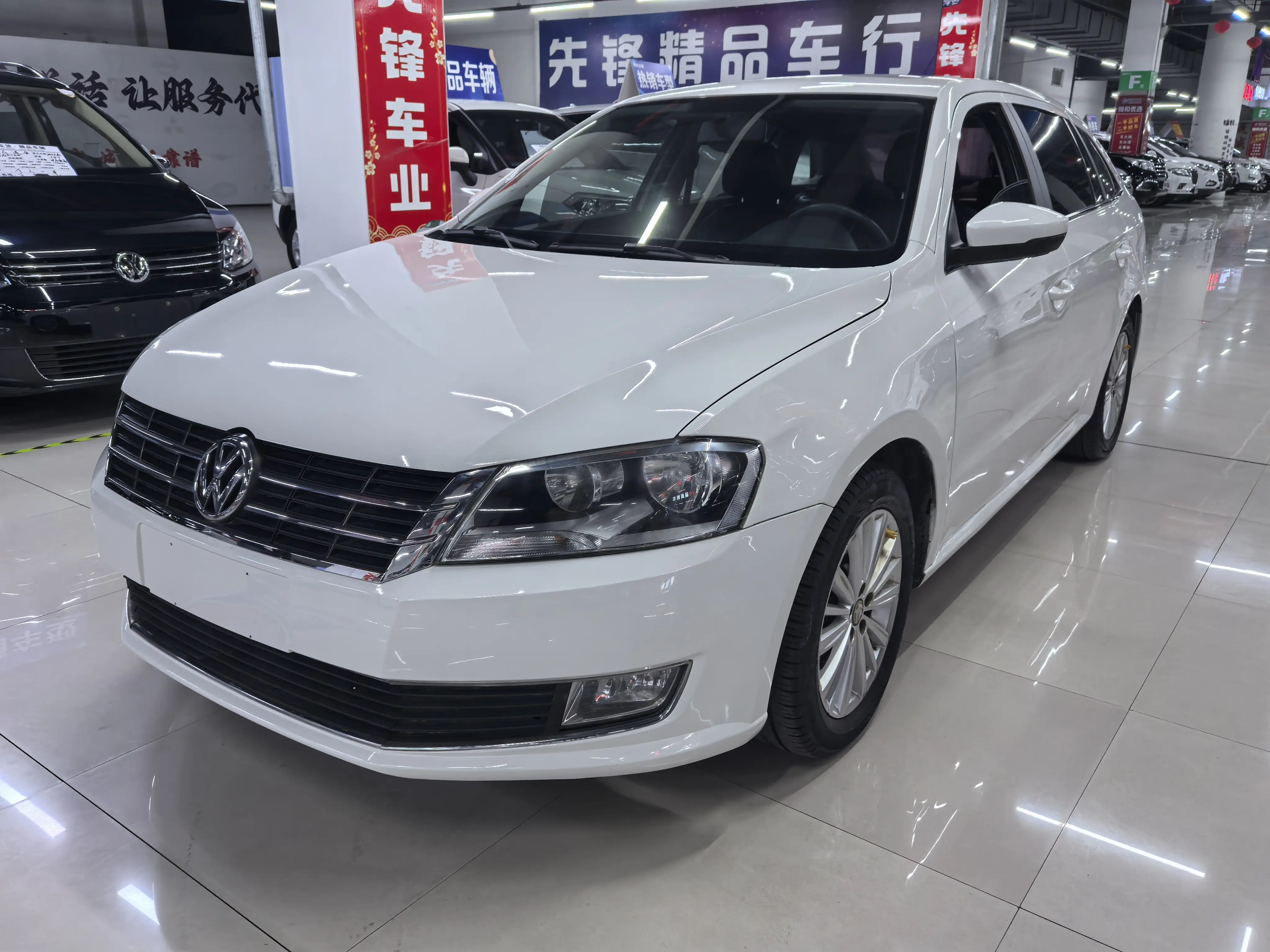 Volkswagen Langxing  из Китая