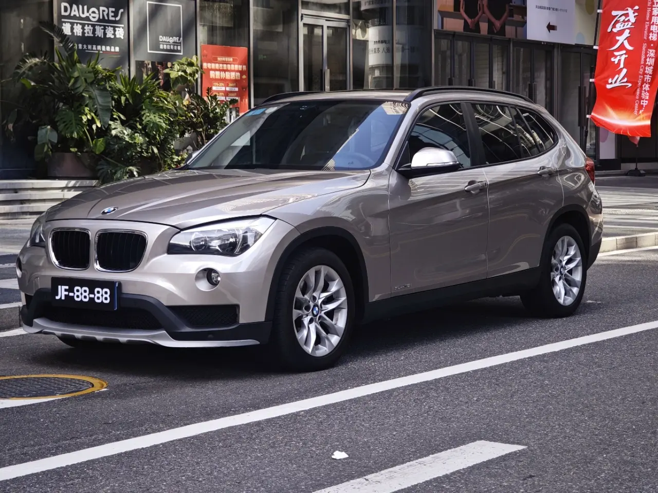 BMW X1  из Китая