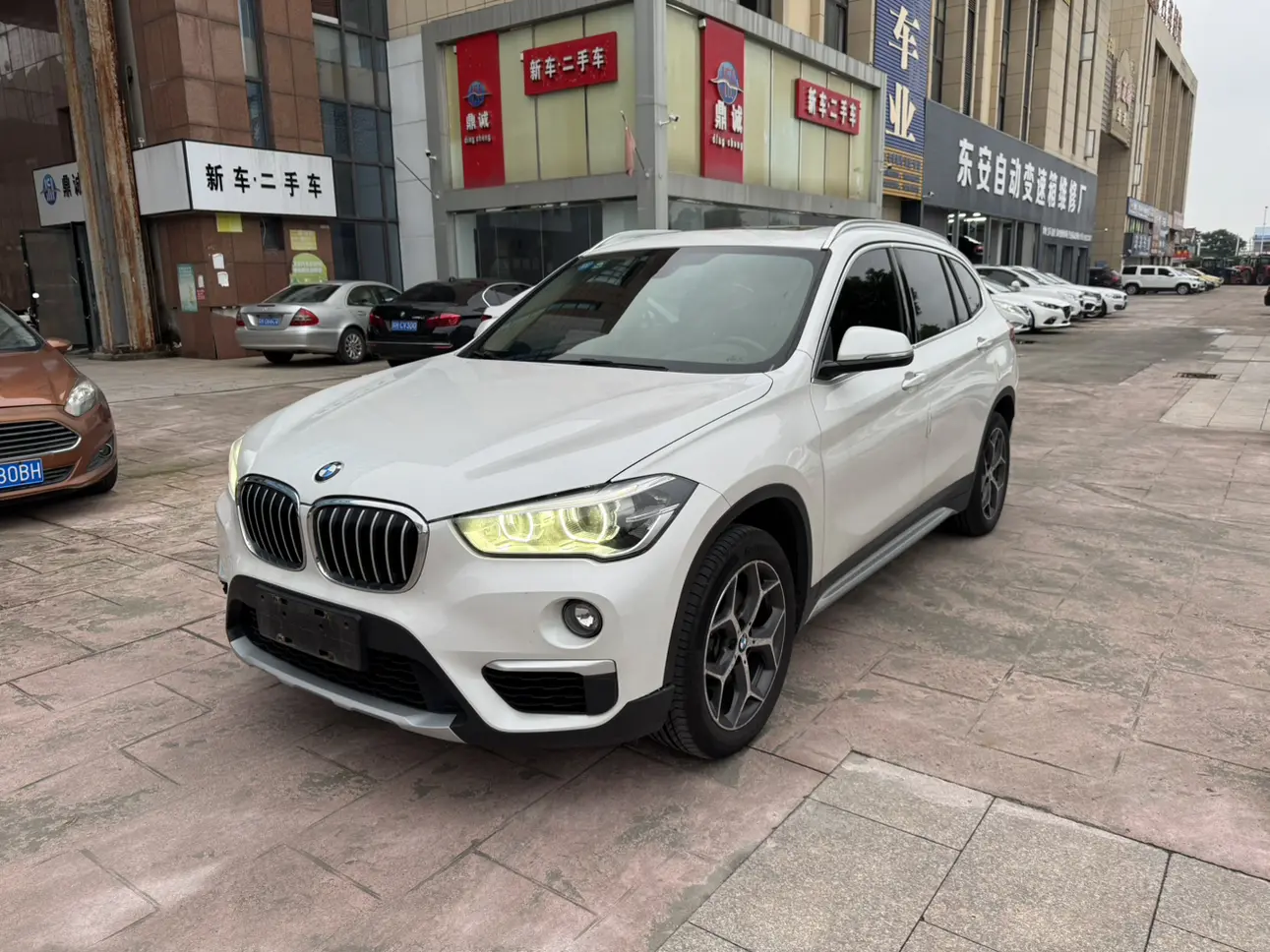 BMW X1