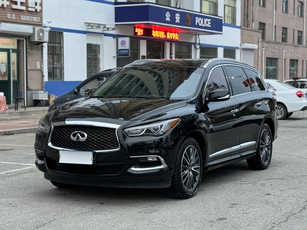 Infiniti QX60 (imported)