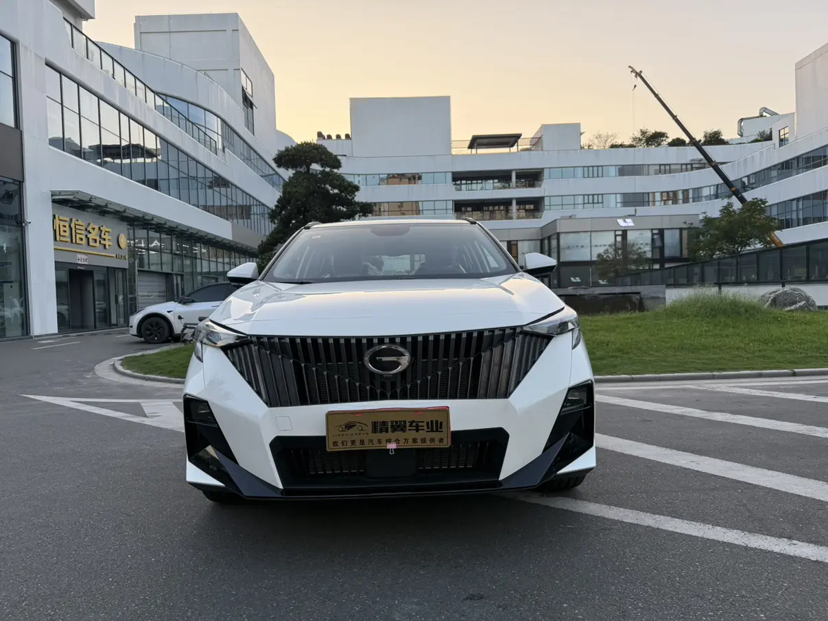 GAC Trumpchi GS3  из Китая