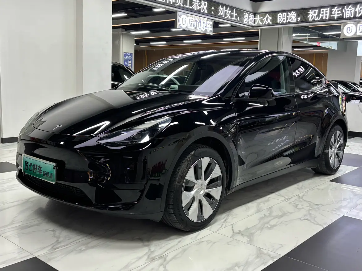 Tesla Model Y  из Китая
