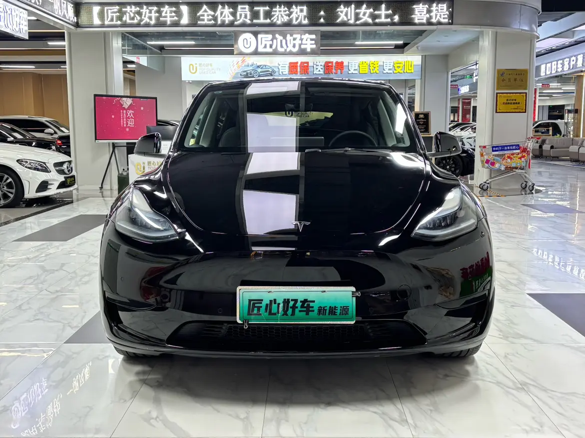Tesla Model Y  из Китая