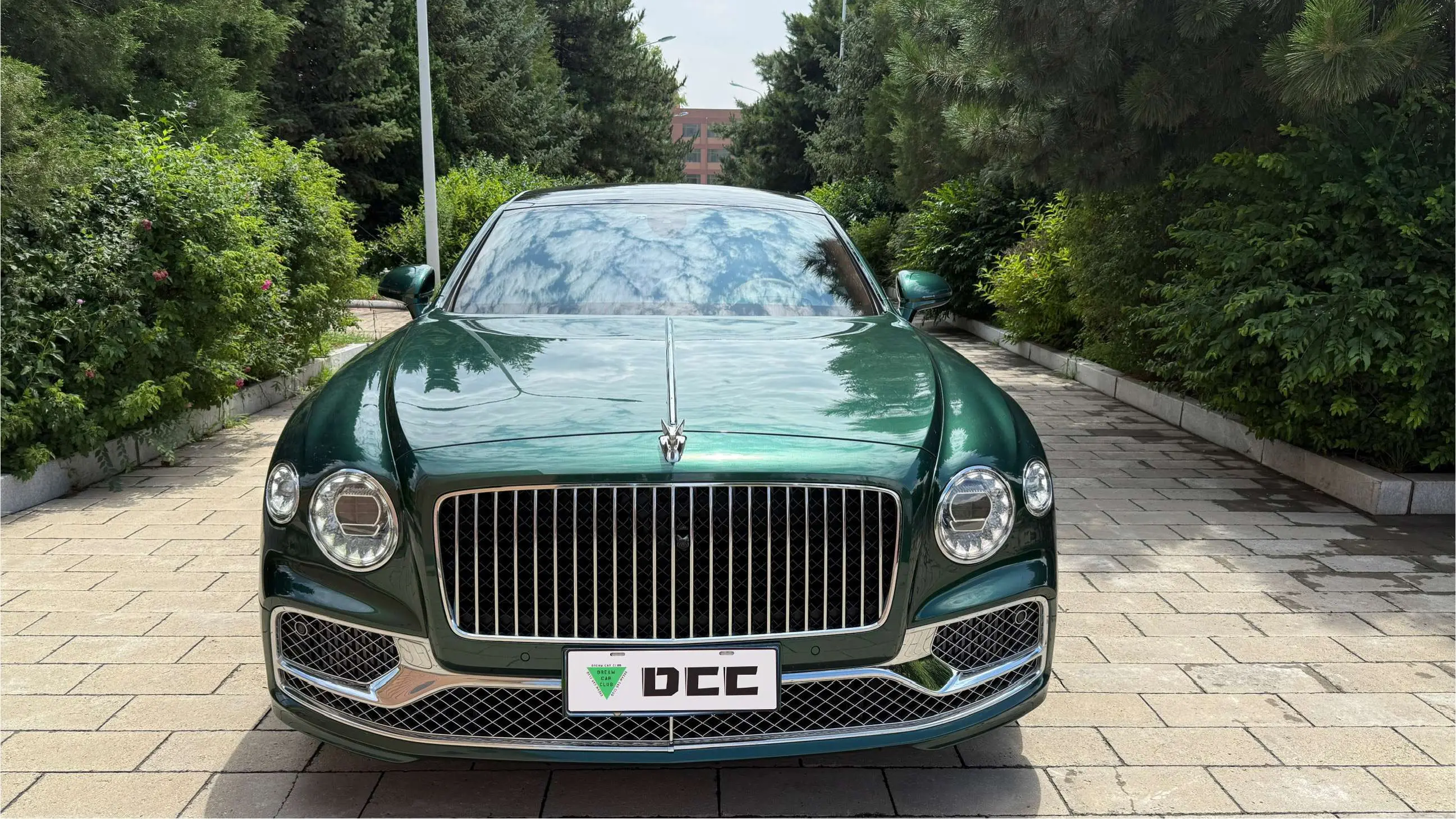 Bentley Galloping  из Китая