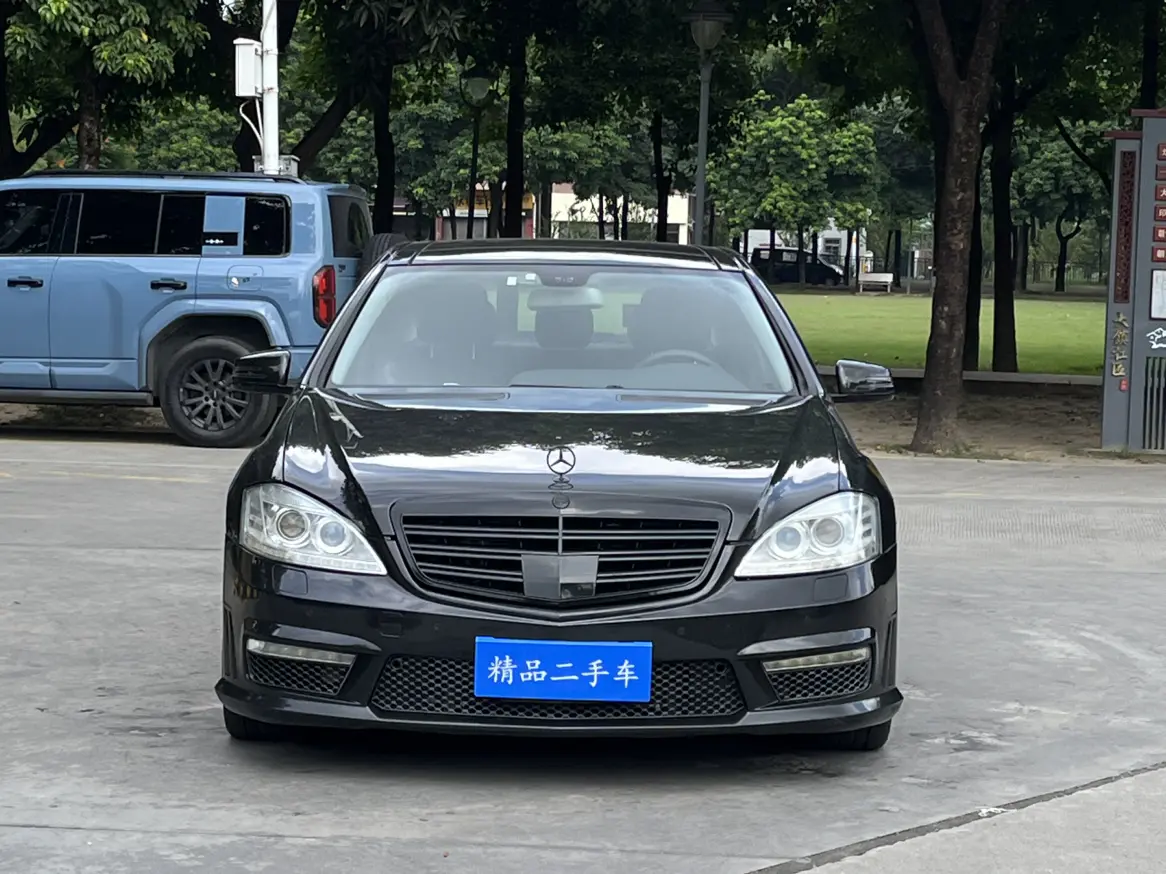 Mercedes-Benz S-Class AMG  из Китая