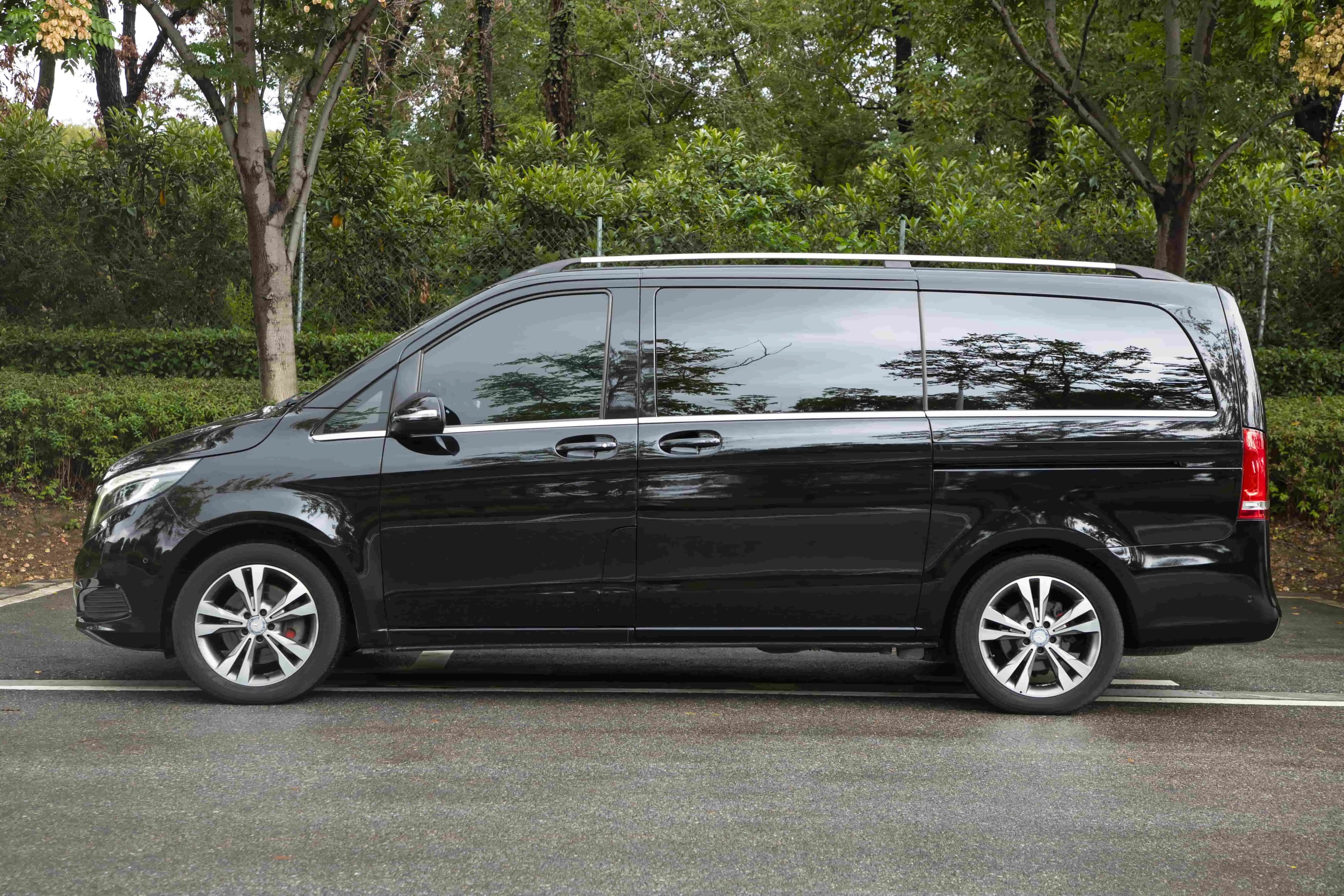 Mercedes-Benz Mercedes Benz V Class