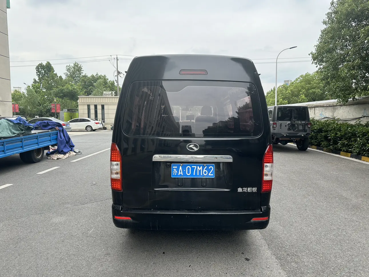 Golden dragon Kelly Hulk