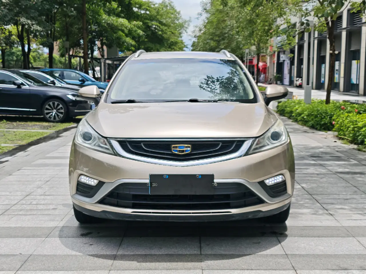 Geely Emgrand GS  из Китая