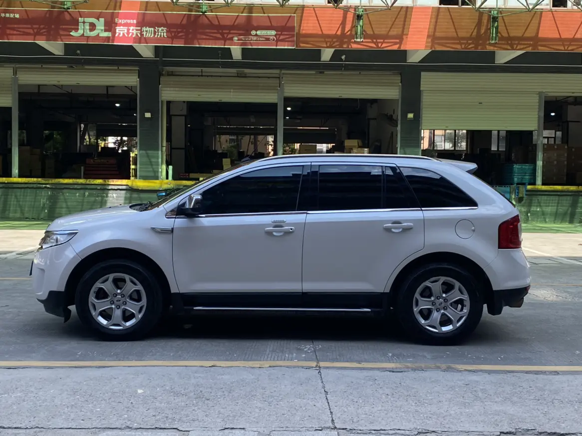 Ford Ruijie (imported)