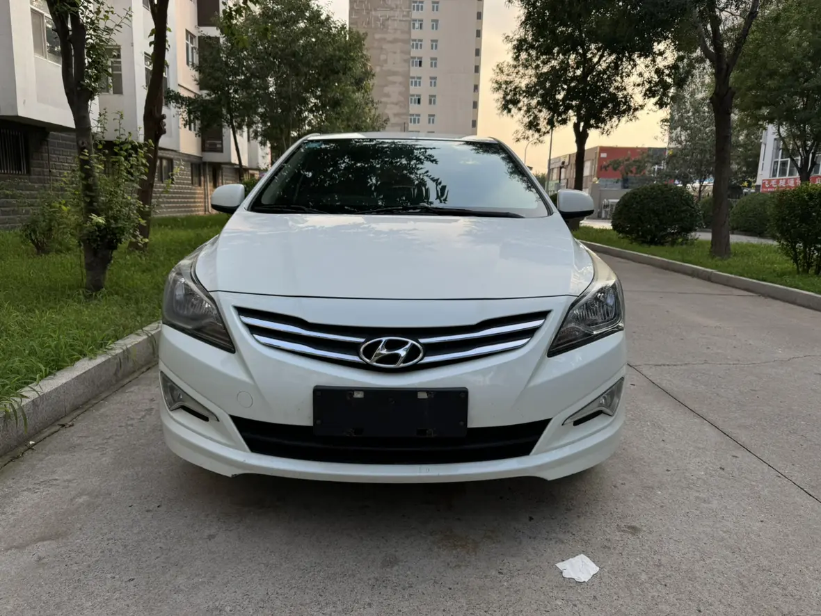 Hyundai Rena