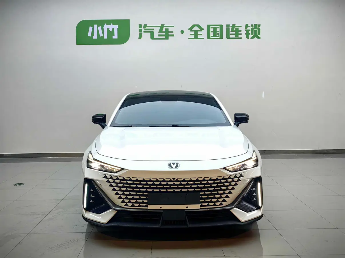 Changan UNI-V