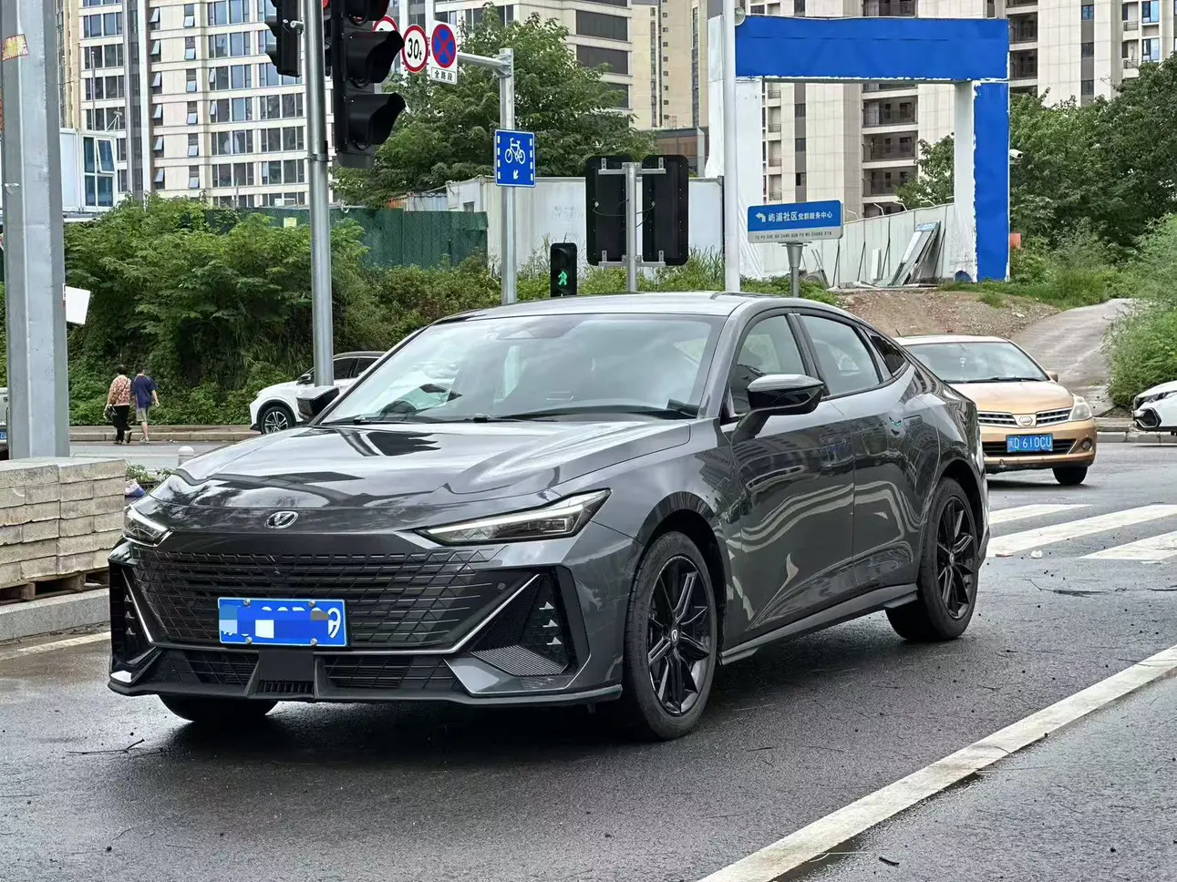 Changan UNI-V