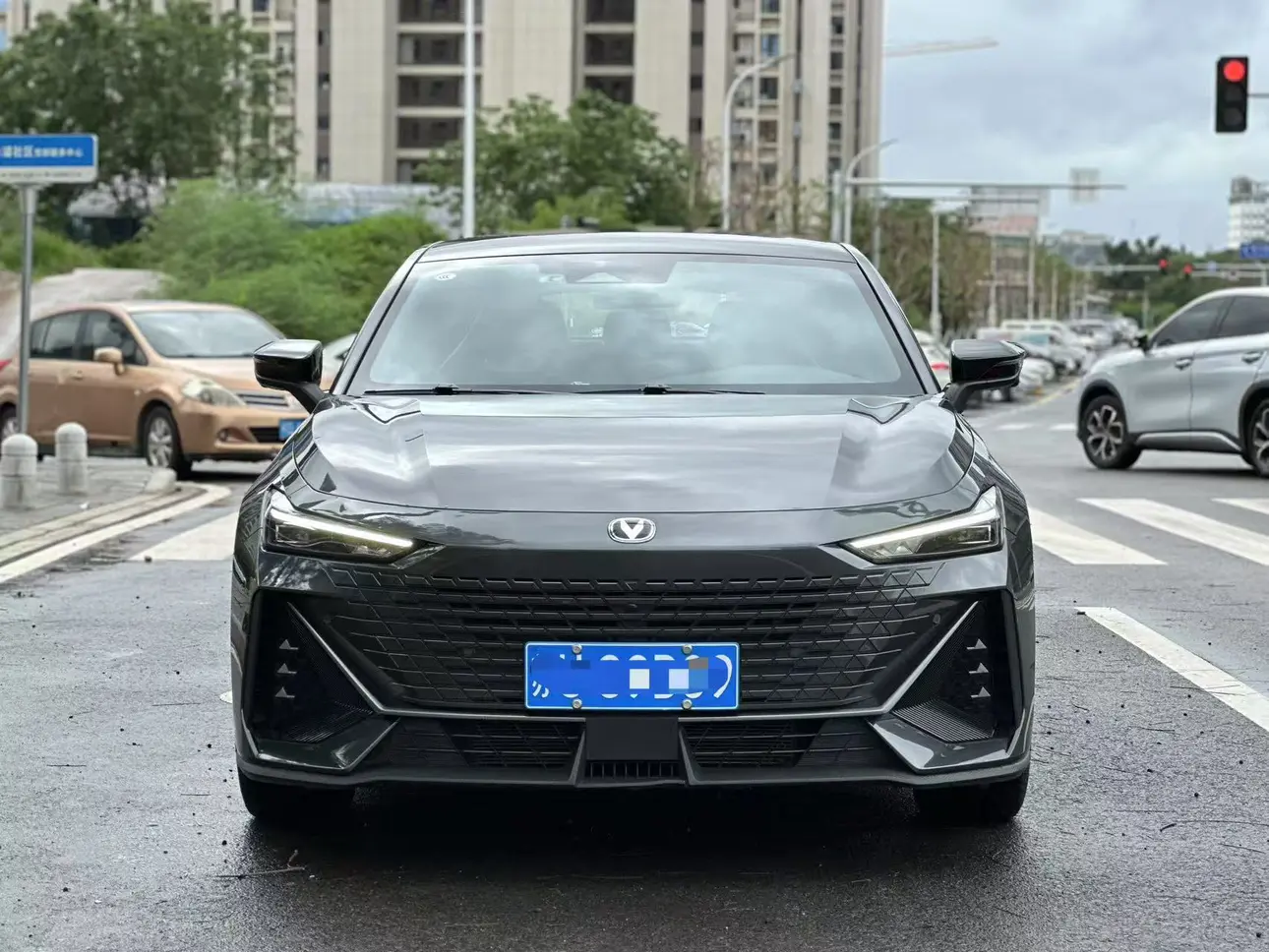 Changan UNI-V