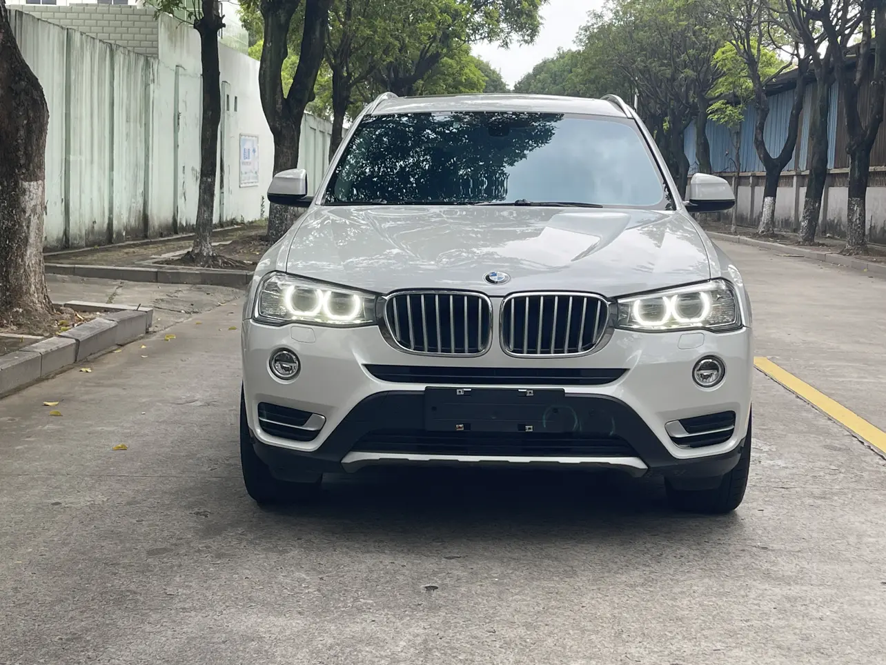 BMW X3 (imported)
