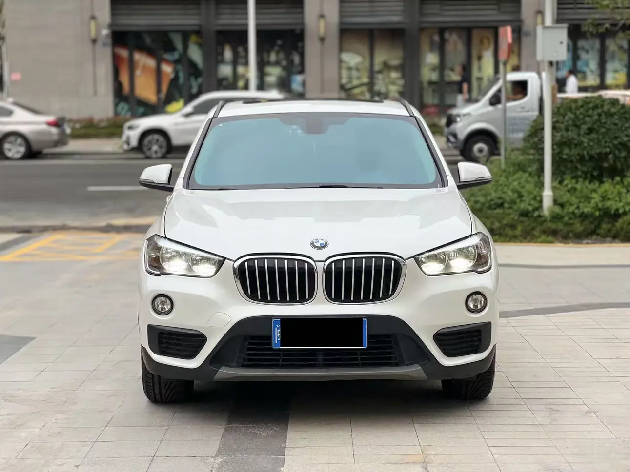 BMW X1  из Китая