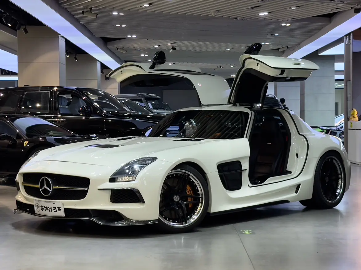 Mercedes-Benz SLS-Class AMG  из Китая
