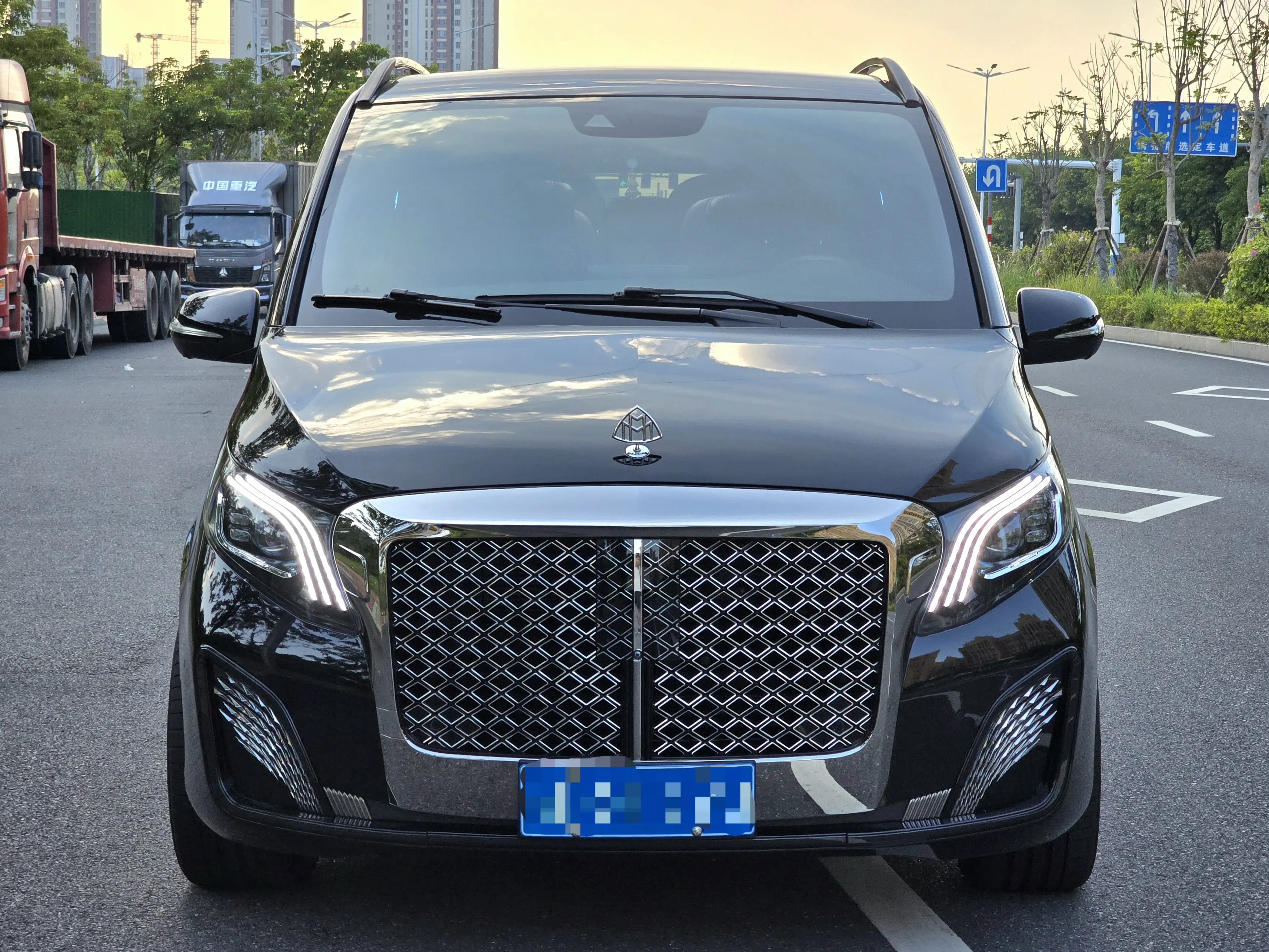 Mercedes-Benz Mercedes Benz V Class