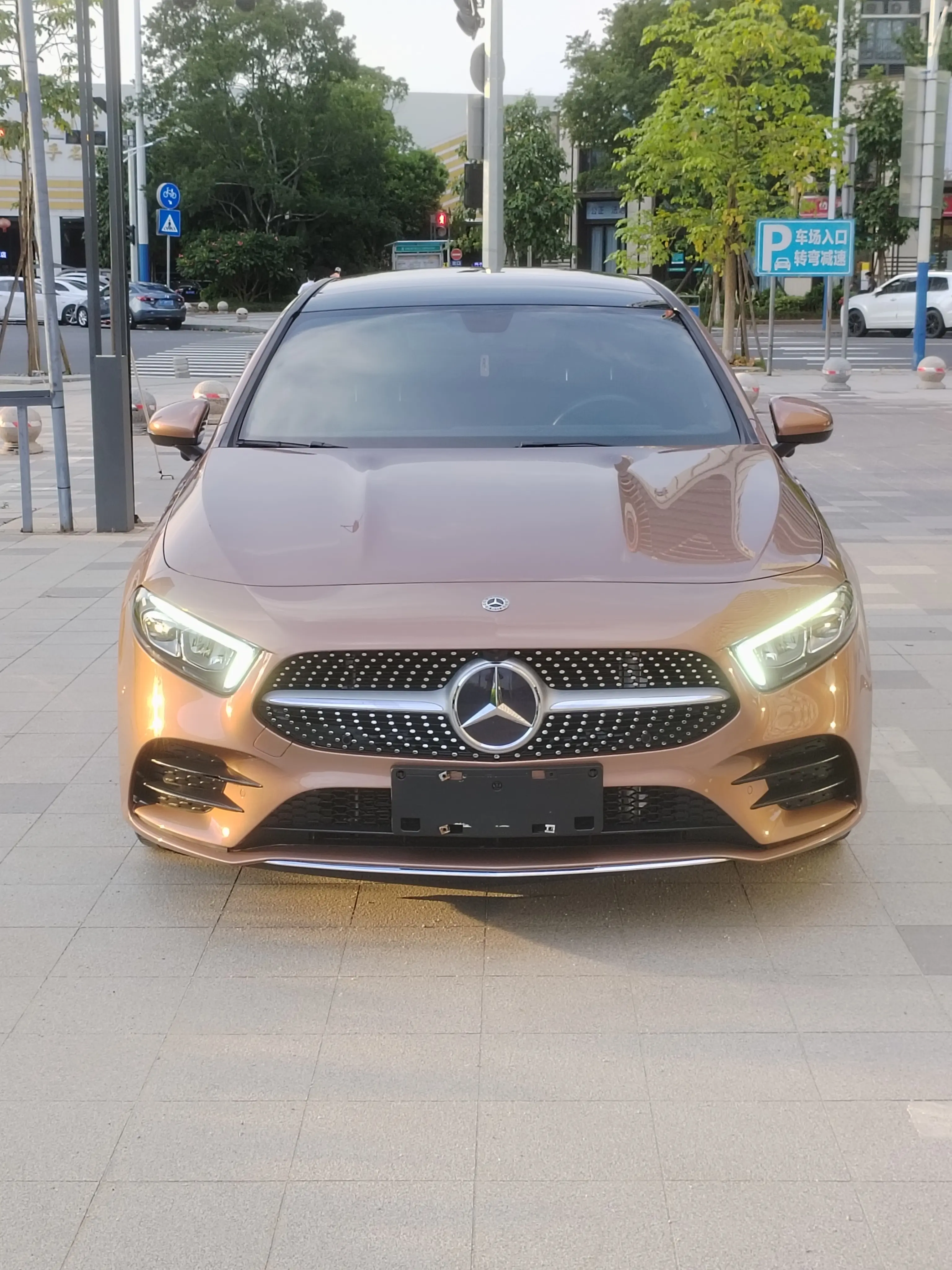 Mercedes-Benz Mercedes Benz A Class  из Китая