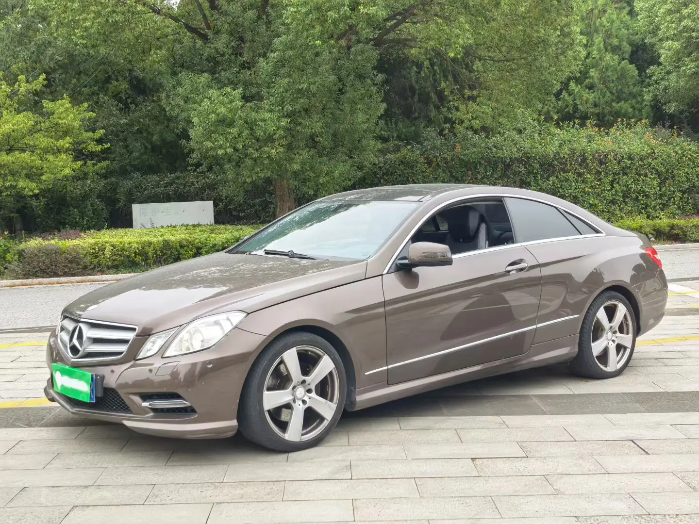 Mercedes-Benz E-Class (imported)  из Китая