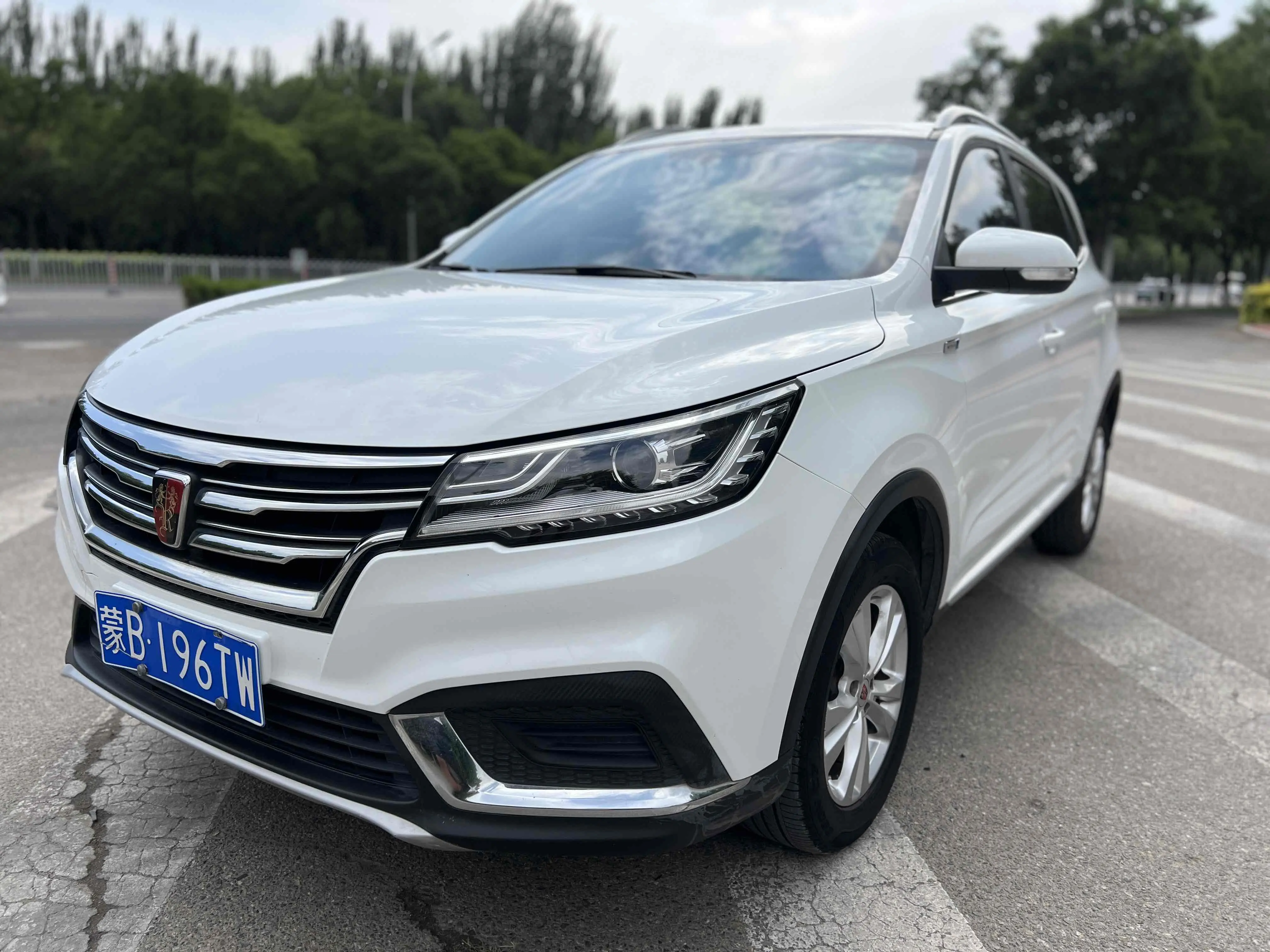 Roewe RX3
