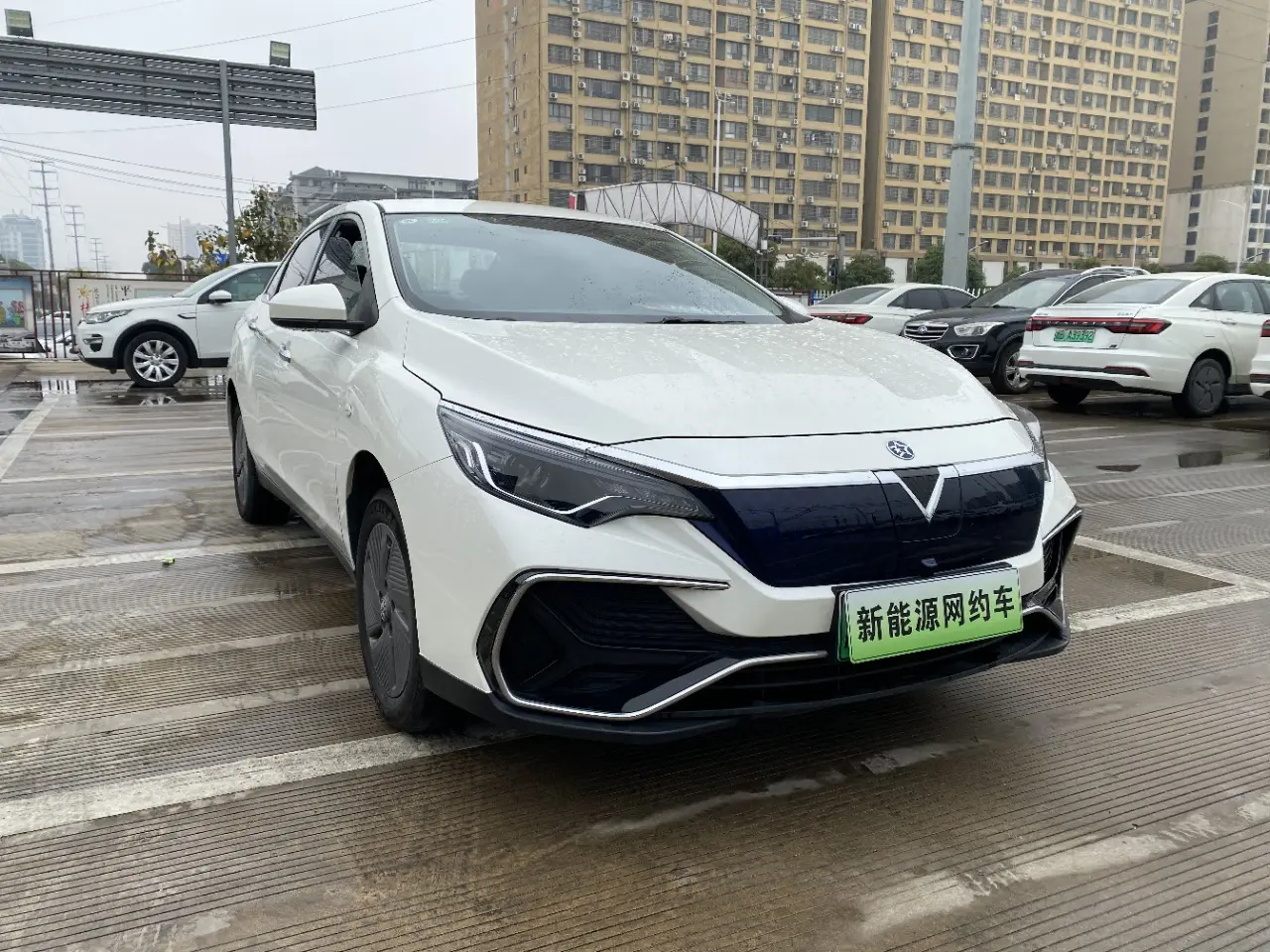 Kai Chen Venucia D60 EV