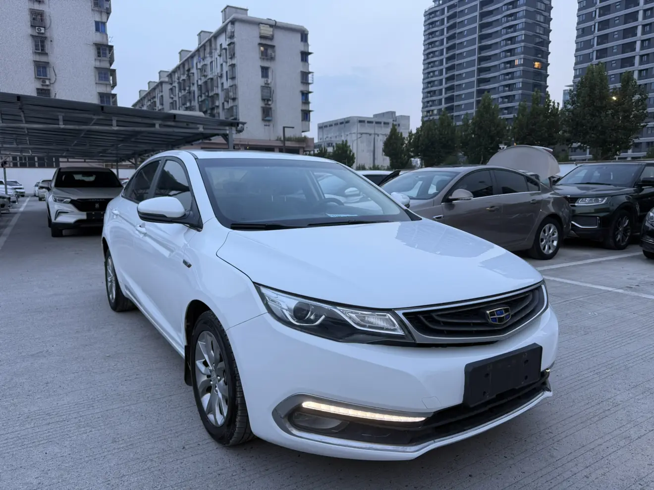 Geely Emgrand GL