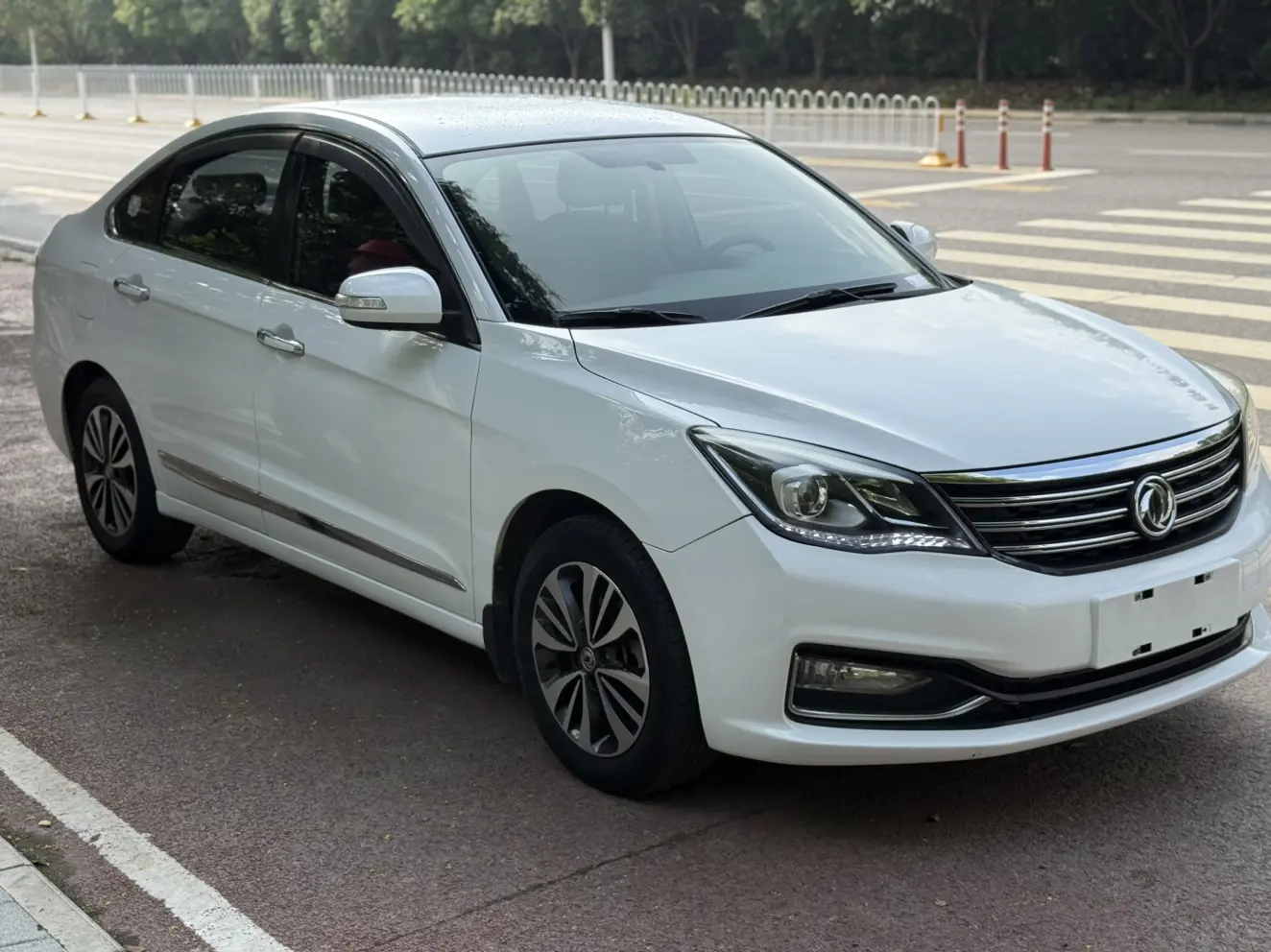 Dongfeng Fengshen A60