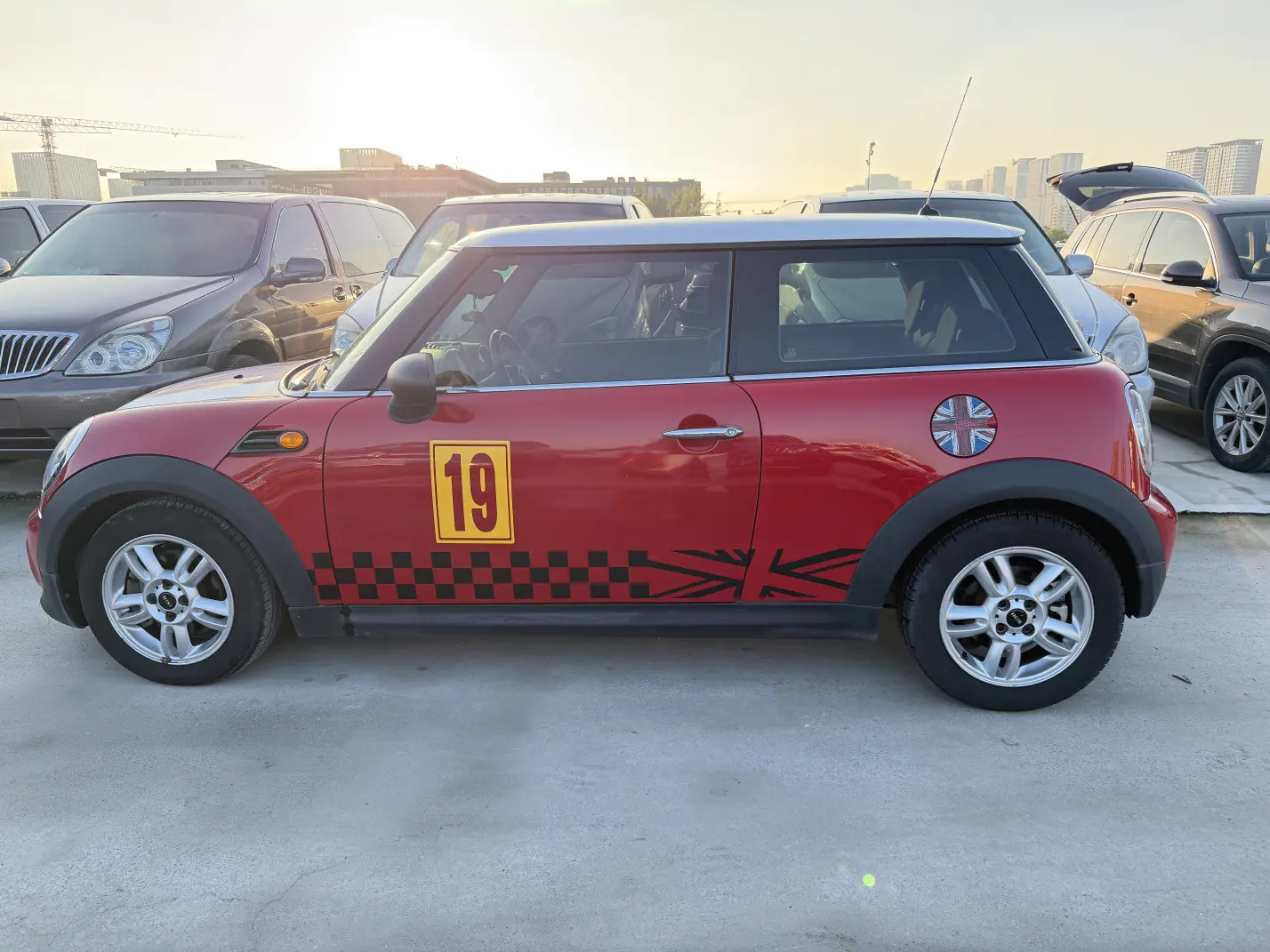 MINI MINI