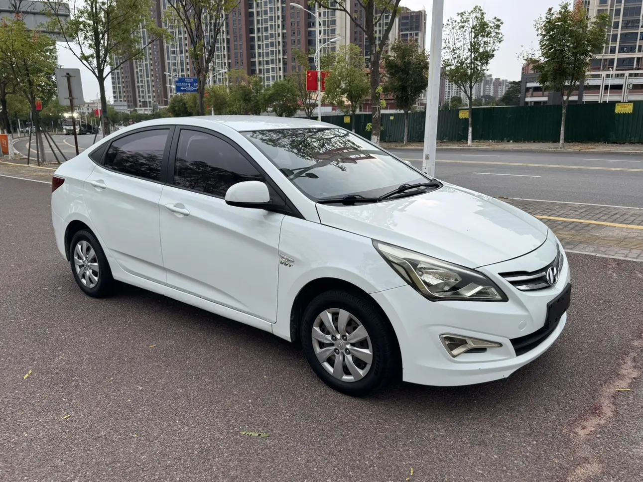 Hyundai Rena
