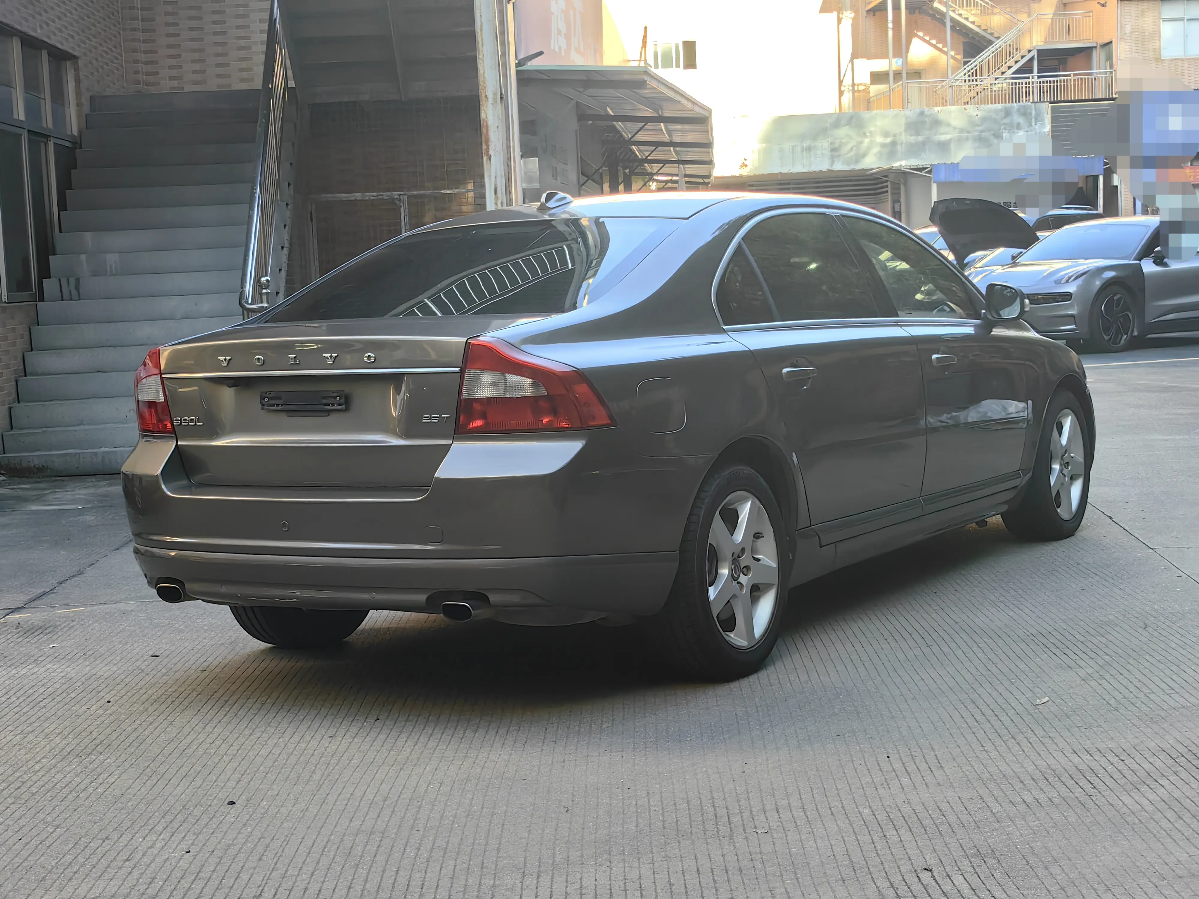 Volvo S80L