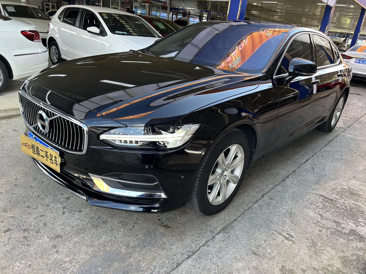 Volvo S90